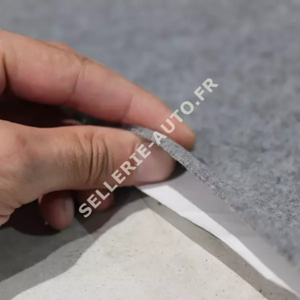 Moquette acoustique adhésive habillage van fourgon gris