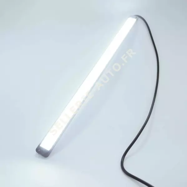 Barrette d'éclairage led étanche12V utilitaire & fourgon