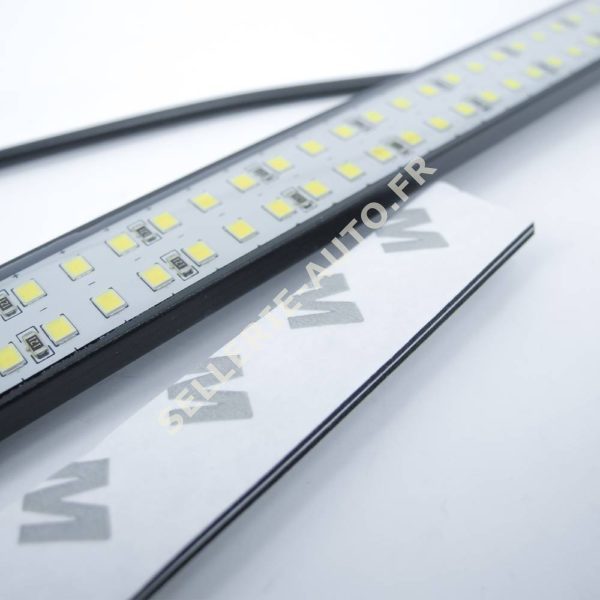 Barrette d'éclairage led étanche12V utilitaire & fourgon